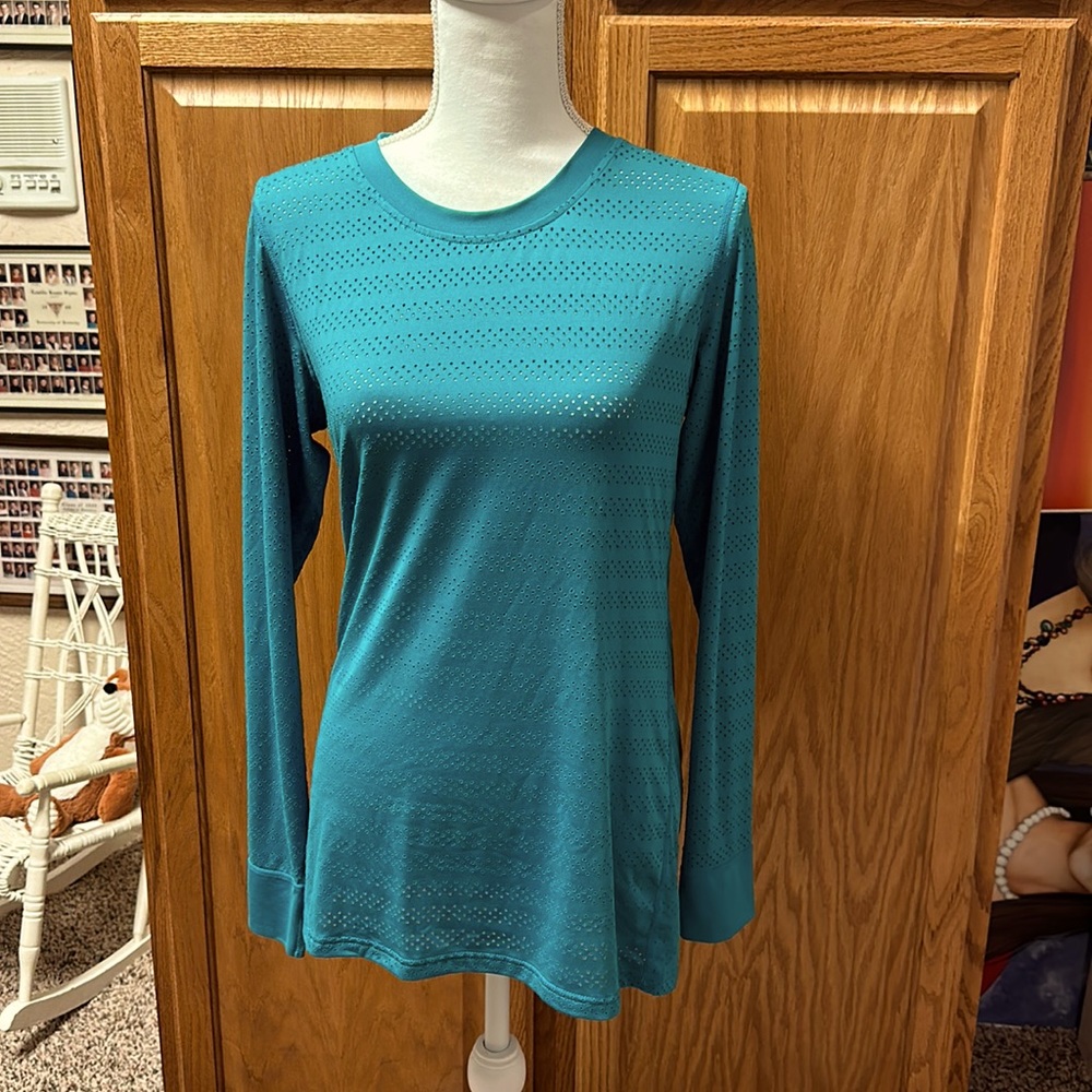 Zyia Active long sleeves top